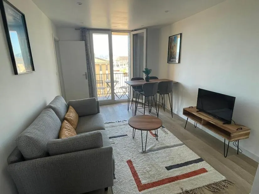 Taifun Apartment Milan
